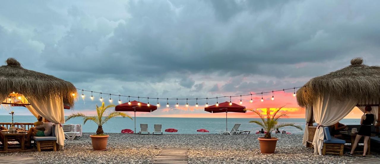 Kvariati Palma Hotel Buitenkant foto